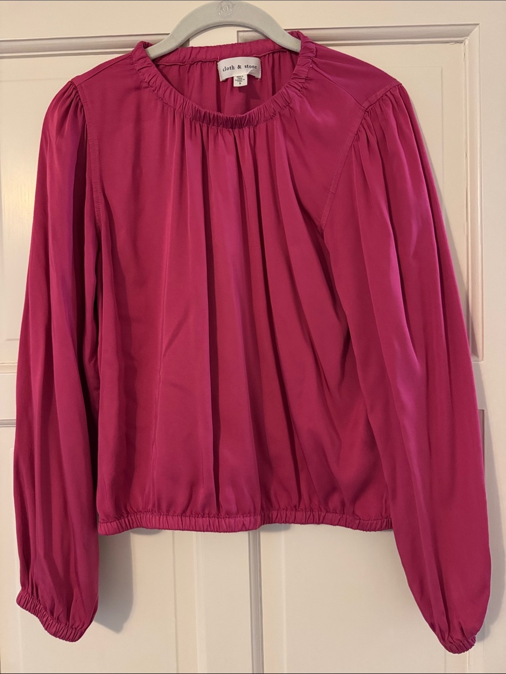 cloth & stone Hot Pink Gathered Neck Long-Sleeve Blouse